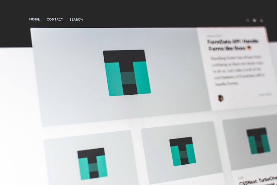 Responsive website template met overzichtelijke lay out op computerscherm